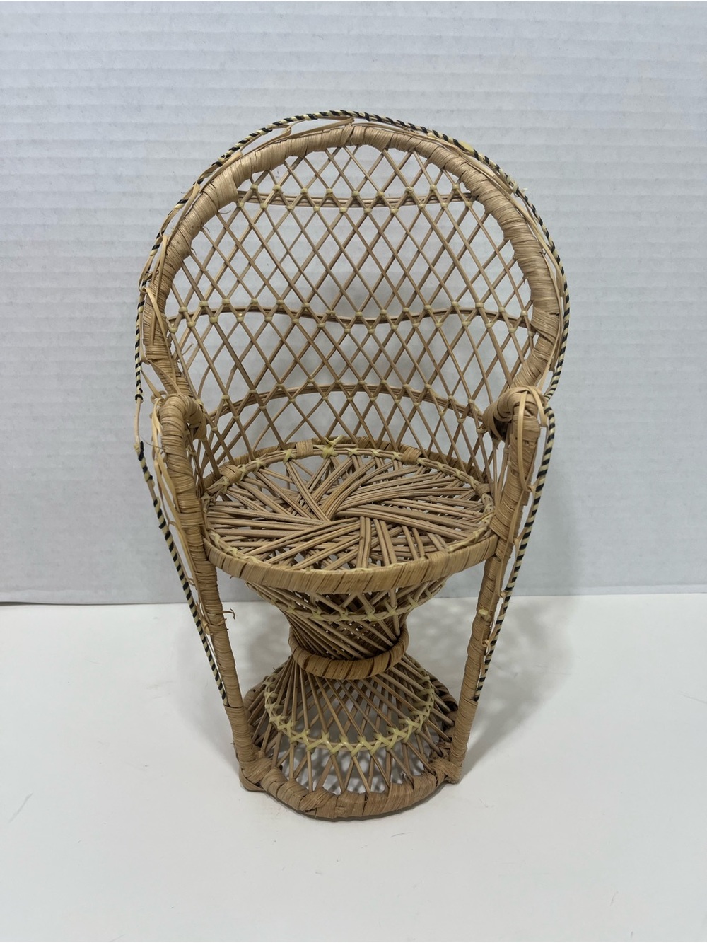 Vintage wicker rattan fan back peacock chair for dolls or plant stand 12” tall